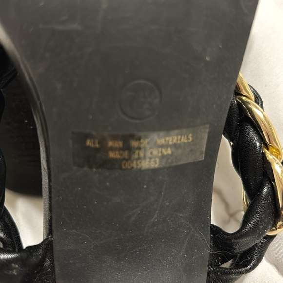 Liliana gold chain and black braided heels size 7 1/2 - Picture 4 of 6